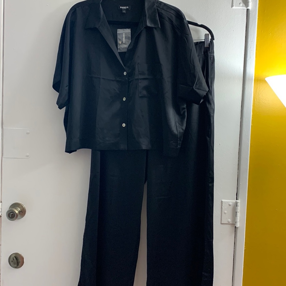 Express sleepwear